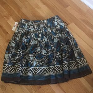 NWT - st Johns Bay Size 6 lined patterned skirt